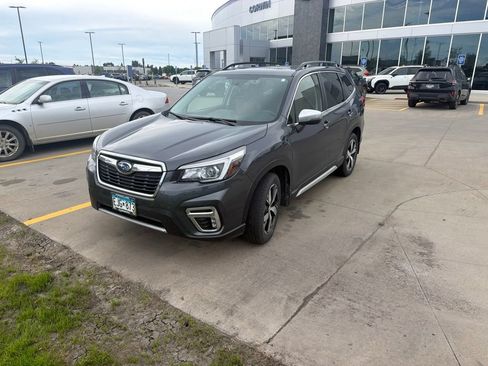 Used 2020 Subaru Forester Touring AWD/4WD image 12