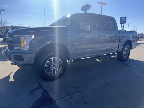 Used 2019 Ford F150 Lariat image 11