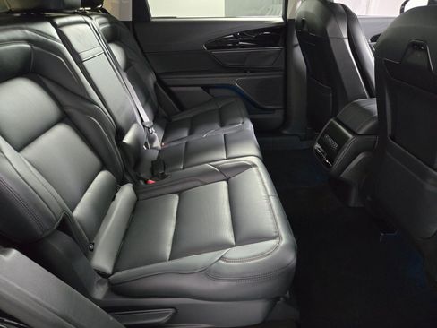 New 2026 Lincoln Nautilus Premier AWD/4WD image 18