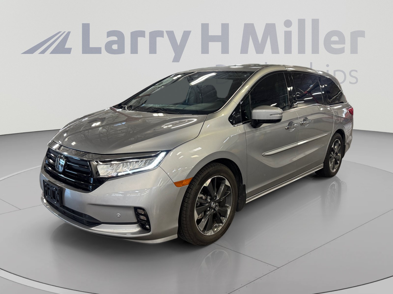 Used 2023 Honda Odyssey Elite image 1