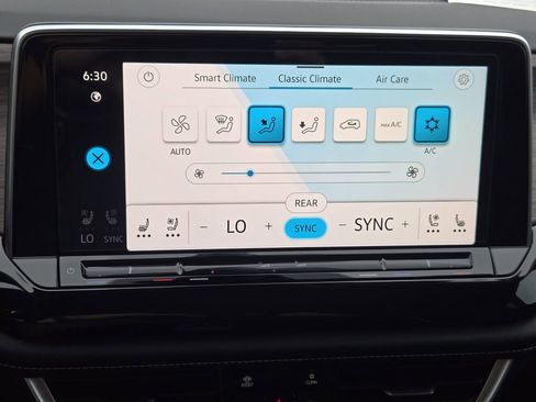 New 2026 Volkswagen Atlas SEL Premium R-Line image 16