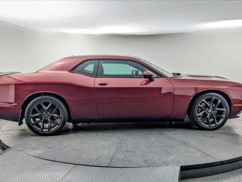 Used 2022 Dodge Challenger GT w/ Blacktop Package image 8
