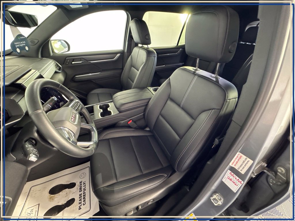 Certified 2026 GMC Acadia Elevation w/ Elevation Premium Package AWD/4WD image 30