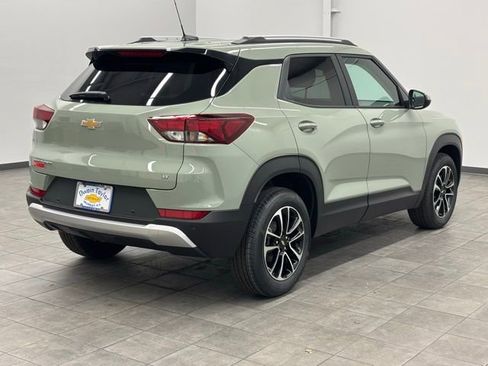 New 2026 Chevrolet TrailBlazer LT w/ Convenience Package image 2