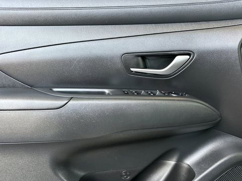 Used 2025 Hyundai Tucson SEL image 11