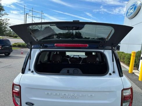 Certified 2021 Ford Bronco Sport Outer Banks AWD/4WD image 3