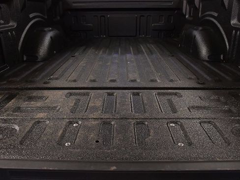 Used 2025 Ford F150 Lariat w/ Equipment Group 501A Mid AWD/4WD image 12