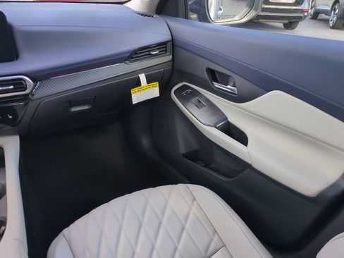 New 2026 Nissan Sentra SL w/ Floor Mat Package FWD image 16