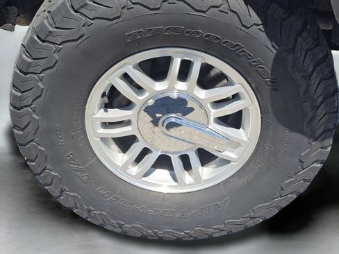 Used 2007 HUMMER H3 AWD/4WD image 14