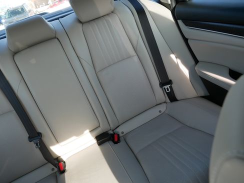 Used 2019 Honda Accord EX-L image 14