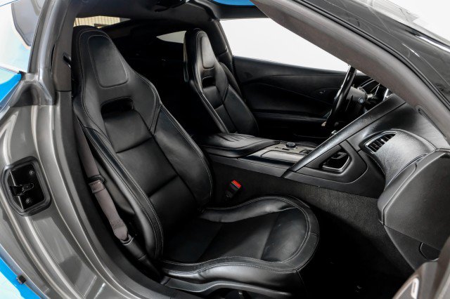 Used 2016 Chevrolet Corvette Stingray Coupe RWD image 29