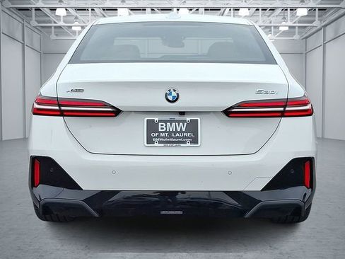 Certified 2026 BMW 530i xDrive w/ M Sport Package image 5