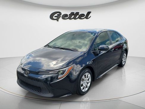Used 2022 Toyota Corolla LE FWD image 1