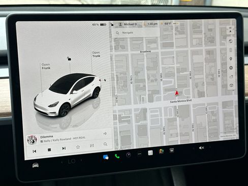 Used 2024 Tesla Model Y Long Range image 21