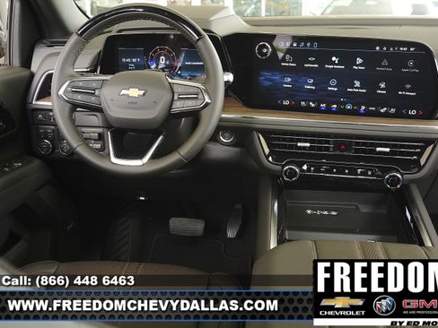 New 2026 Chevrolet Suburban High Country AWD/4WD image 18