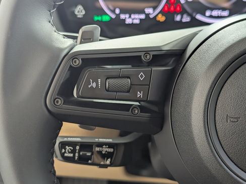Certified 2026 Porsche Cayenne Coupe AWD/4WD image 19