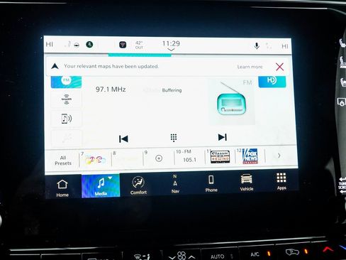 Used 2024 Jeep Wagoneer L Series II w/ Flexible Seating Group image 20