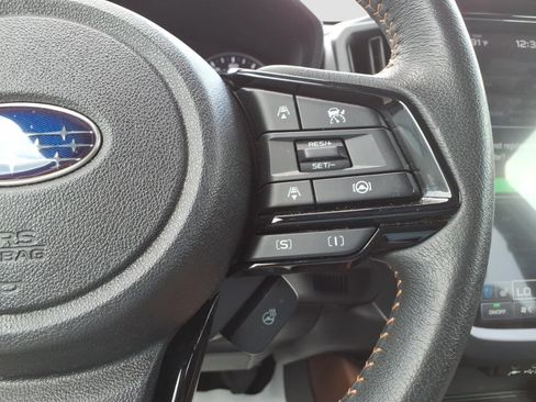 Used 2025 Subaru Forester Touring AWD/4WD image 23
