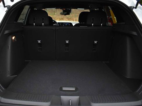 New 2026 Chevrolet Trax RS w/ Driver Confidence Package image 8