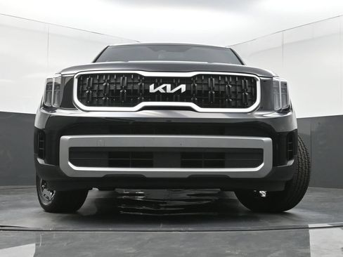 Used 2024 Kia Telluride EX w/ EX Captain's Chair Package FWD image 28