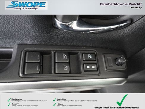 Used 2021 Nissan Titan SV w/ SV Convenience Package image 14