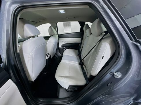 Used 2025 Hyundai Tucson SEL FWD image 26