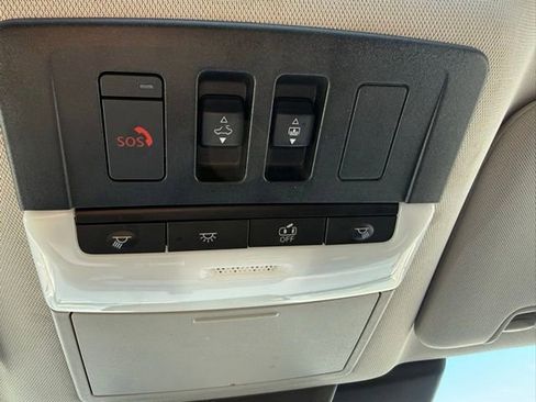 Used 2023 Nissan Pathfinder Platinum w/ Lighting Package (N93) AWD/4WD image 16