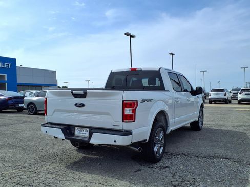 Used 2018 Ford F150 XLT w/ Equipment Group 302A Luxury RWD image 2