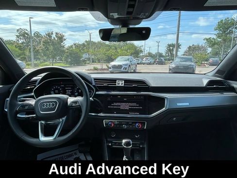 Used 2025 Audi Q3 2.0T Premium w/ Convenience Package AWD/4WD image 10