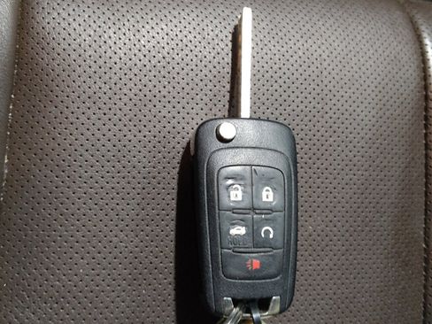 Used 2015 GMC Terrain SLT w/ Open Road Package image 32