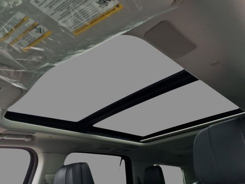 New 2026 Lincoln Navigator Reserve AWD/4WD image 21