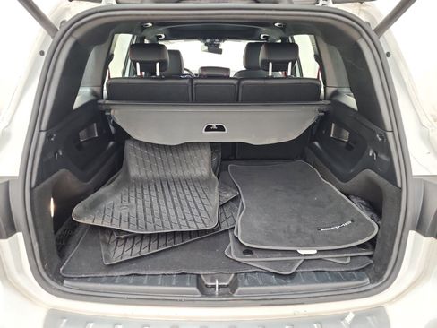 Used 2023 Mercedes-Benz GLB 35 AMG 4MATIC w/ Premium Package image 14