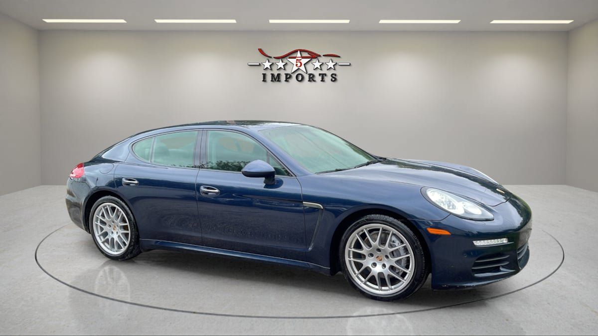 Used 2015 Porsche Panamera 4 AWD/4WD image 7