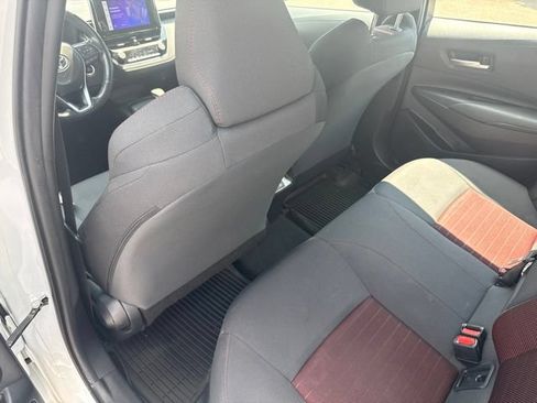 Used 2023 Toyota Corolla SE w/ SE Premium Package FWD image 20