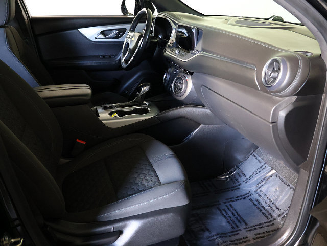 Used 2019 Chevrolet Blazer LT FWD image 32