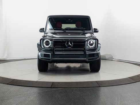 Used 2024 Mercedes-Benz G 550 image 2