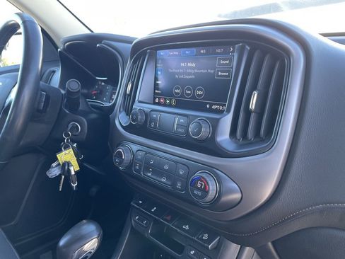 Used 2022 GMC Canyon AT4 w/ Trailering Package image 32