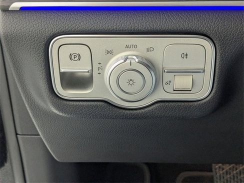 Used 2023 Mercedes-Benz GLE 450 4MATIC image 15