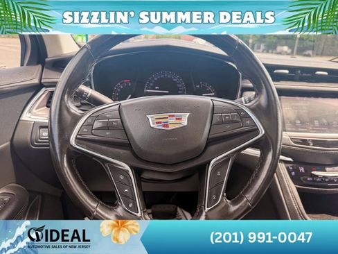 Used 2019 Cadillac XT5 Premium Luxury AWD/4WD image 32