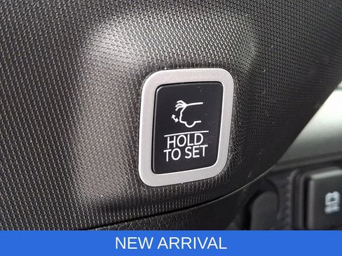 Certified 2024 Jeep Grand Cherokee Summit image 35