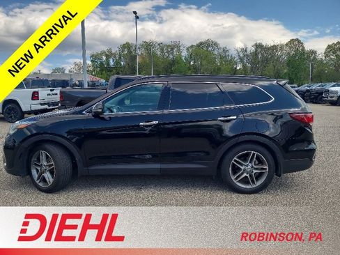 Used 2017 Hyundai Santa Fe AWD w/ SE Ultimate Tech Package 03 image 5