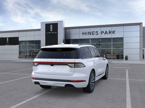 New 2026 Lincoln Aviator AWD image 8