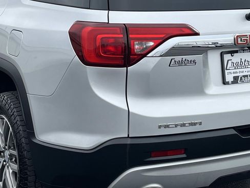 Used 2019 GMC Acadia SLE image 5