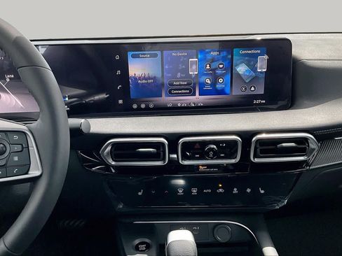 New 2026 Nissan Sentra SV w/ SV Convenience Package FWD image 6
