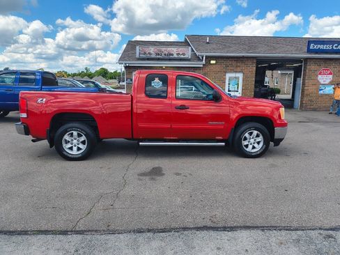 Used 2011 GMC Sierra 1500 SLE w/ Power Tech Package AWD/4WD image 2