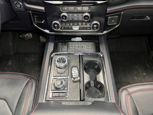 Used 2024 Ford Expedition Max Limited image 14