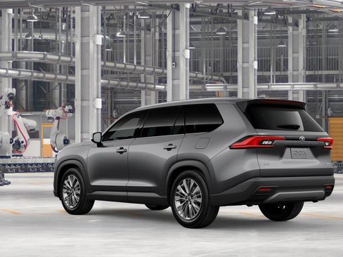 New 2026 Toyota Grand Highlander AWD image 6