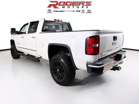 Used 2019 GMC Sierra 3500 Denali AWD/4WD image 6