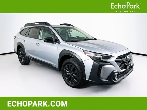 Used 2025 Subaru Outback Onyx Edition AWD/4WD image 1