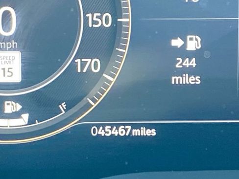 Used 2024 Jaguar F-PACE R-Dynamic S image 12